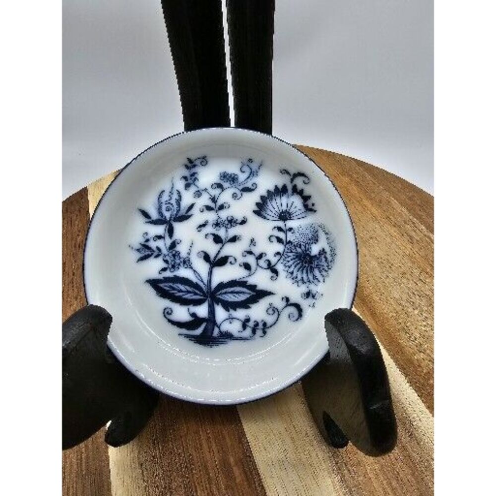 Vintage Blue Onion Porcelain Pin Dish Vanity Dish Germany‎
